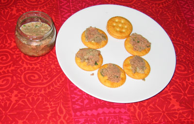 1pate_crackers.jpg