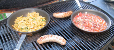 g_sausage_grilling