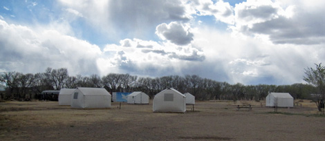 chin_tent